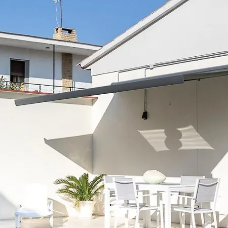 Charming New Beachside House Up To 8 Beds! * Calafell